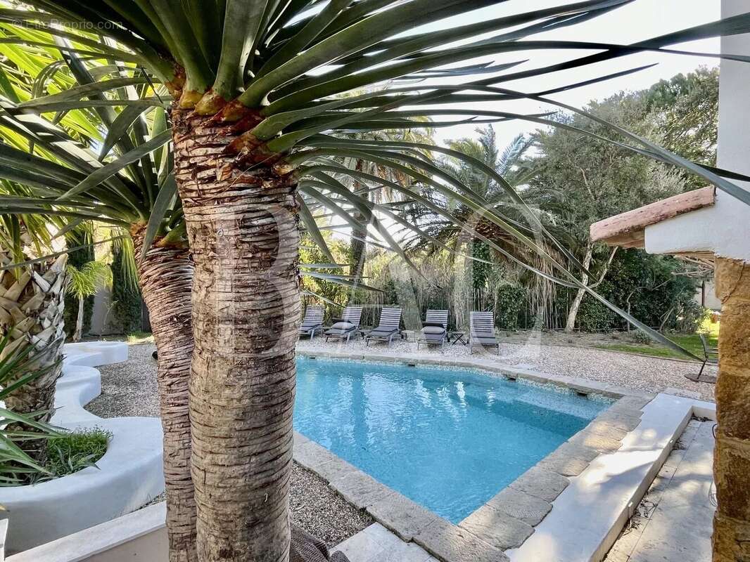 Maison à SAINTE-MAXIME