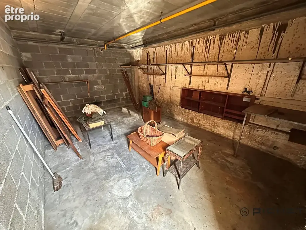Appartement à rafraichir dans résidence recherchée / Garage et 2 balcons - photo 13