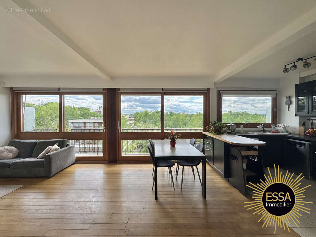 Appartement à LA CELLE-SAINT-CLOUD