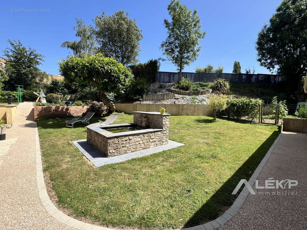 Maison 140 m² à Cerizay  - photo 3