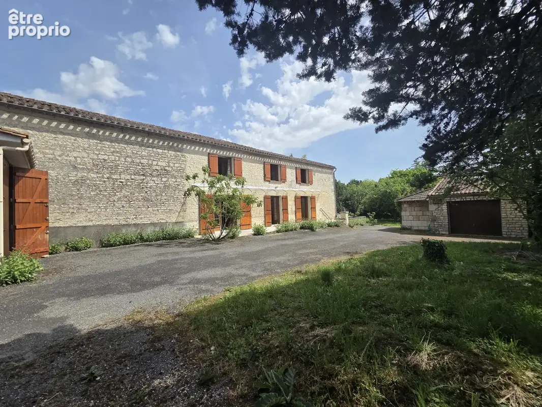 Maison 7 pièces 170 m² à vendre à Hiersac (16290) - photo 16