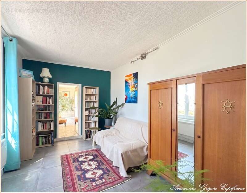 A vendre au centre de Landelles (28190) - longère rénovée de 165 m², 4 chambres, terrain clos de 900 m² - photo 5