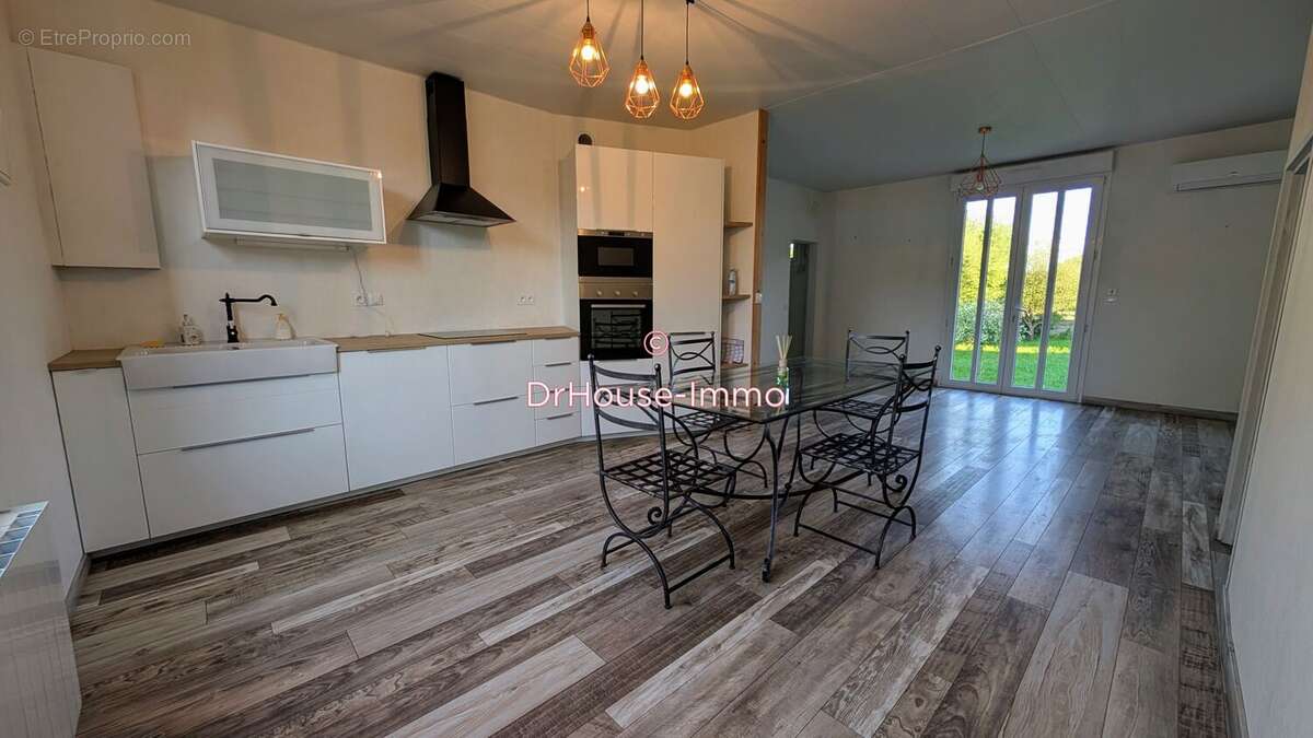 Maison 90 m² à Tregourez  - photo 12