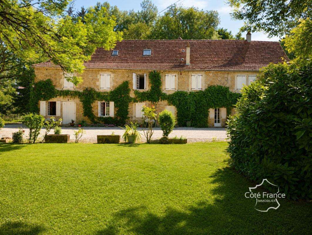 Propriété de charme 340m2 avec piscine, jacuzzi, ruisseau, 2 - photo 2