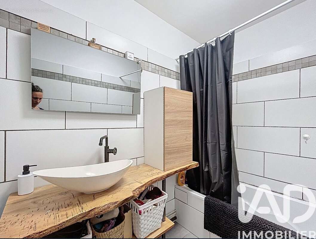 Photo 6 - Appartement à SEPTEMES-LES-VALLONS