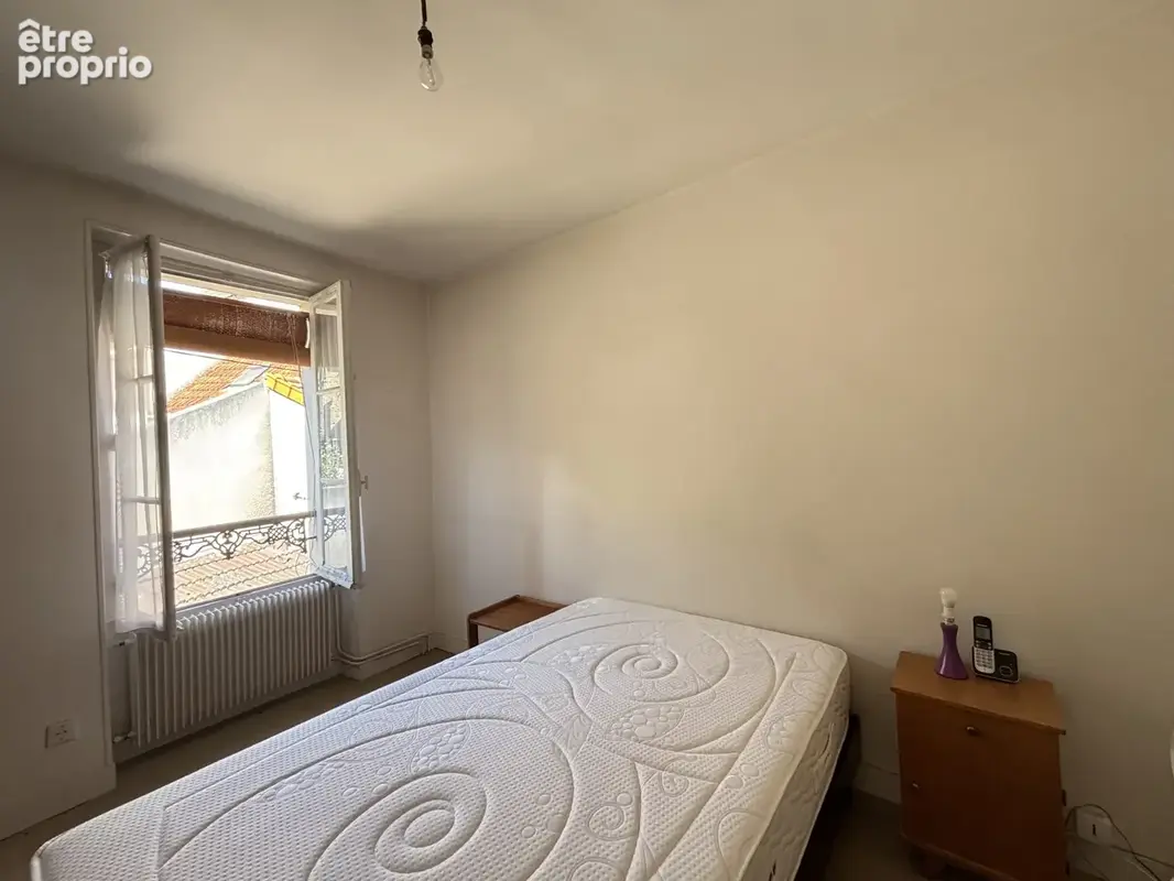 Maison de ville avec beau potentiel au cœur de Montesson - photo 10