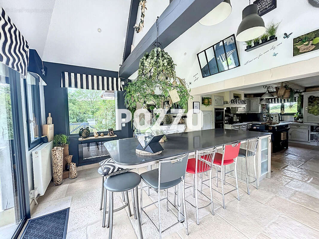 Propriété Normande au coeur du Pays d'Auge - 10 pièces (250 m2) - photo 10