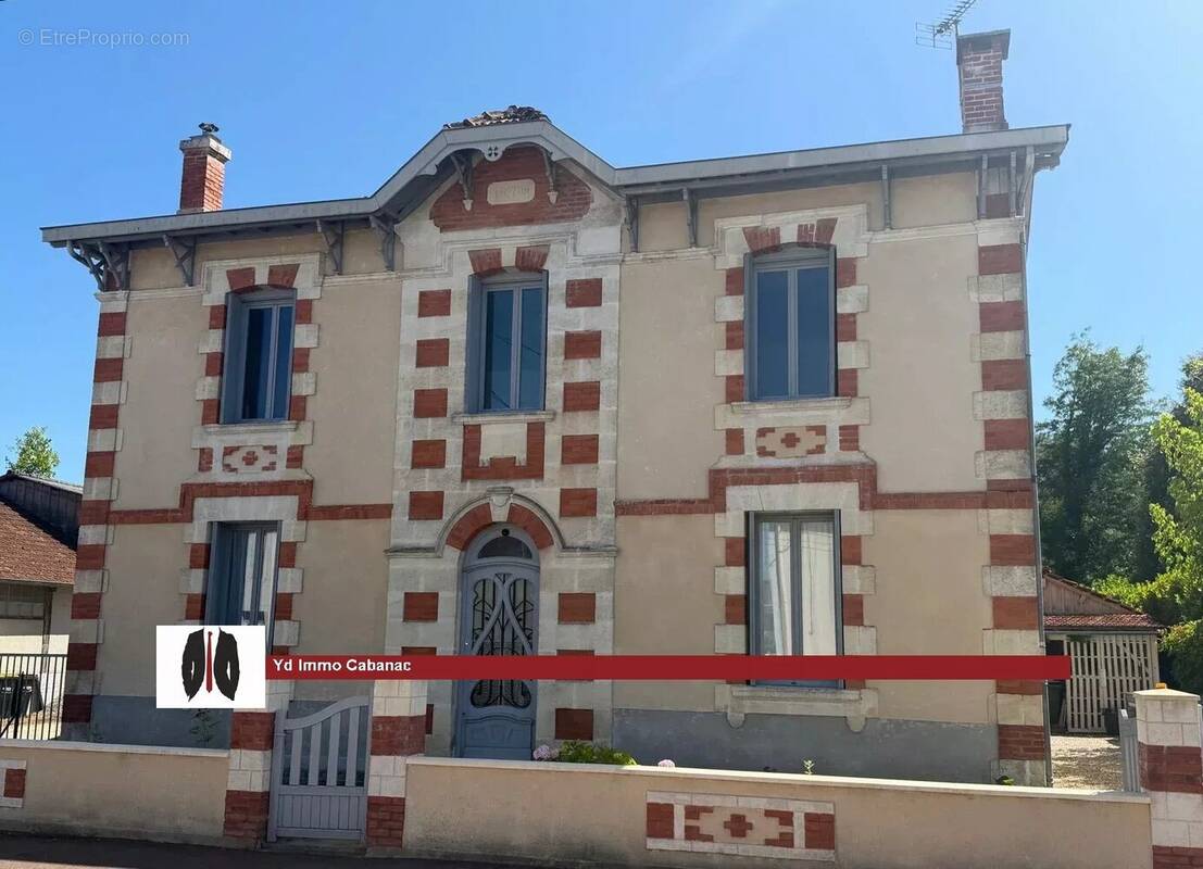 Maison à SAINT-SYMPHORIEN
