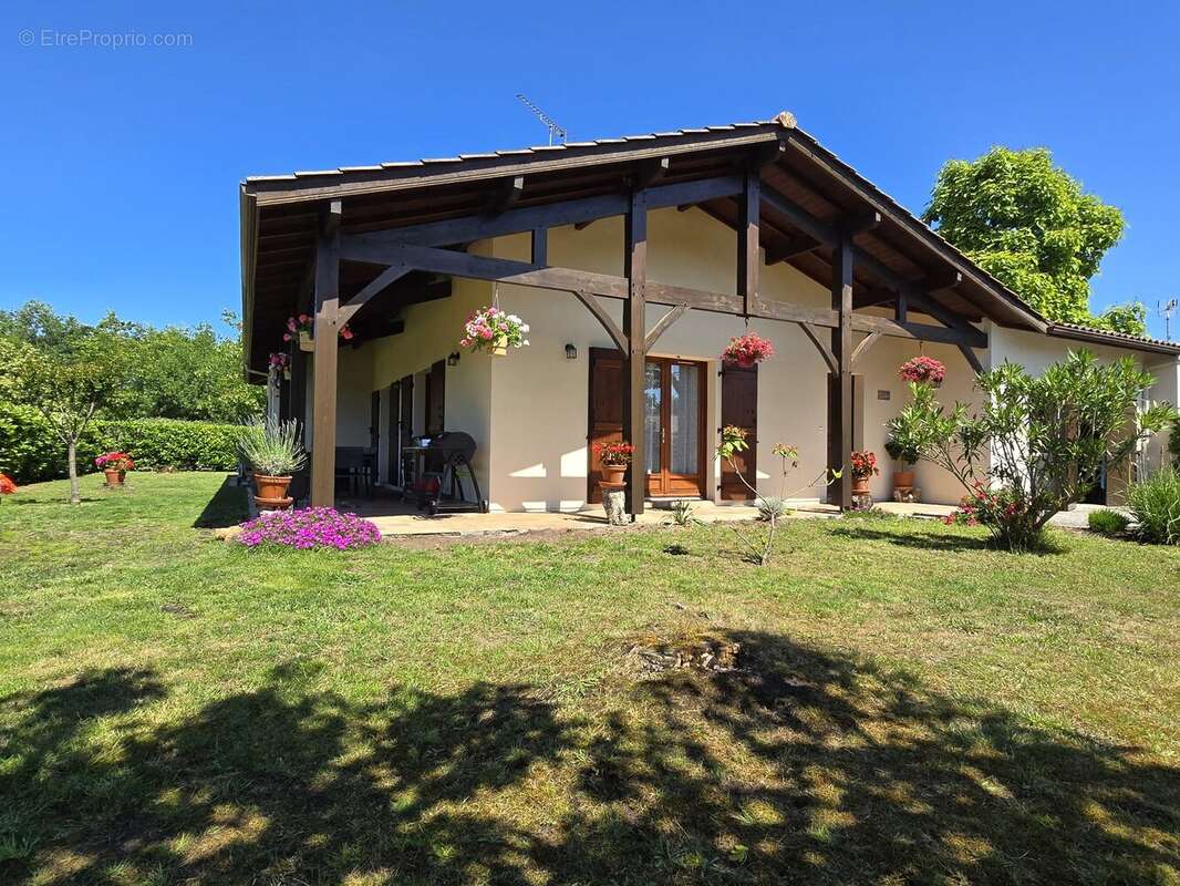 Maison à VIELLE-SAINT-GIRONS