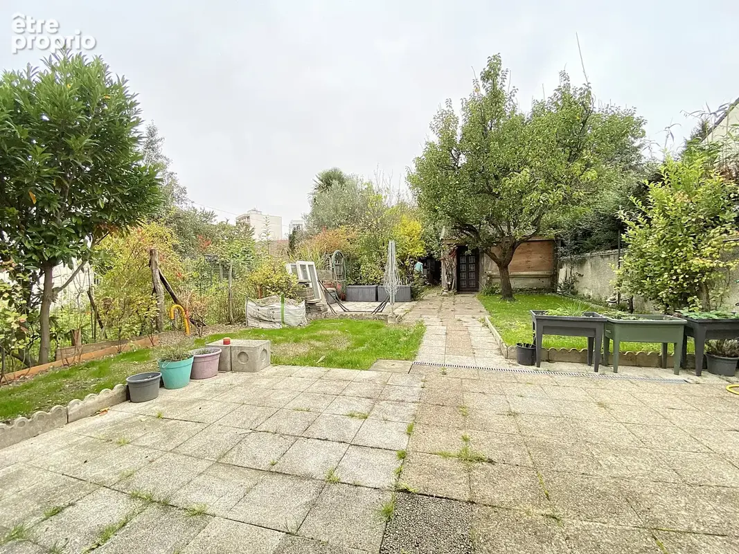 Maison familiale 165 m2 + jardin   Quartier pavillonnaire recherché - photo 3