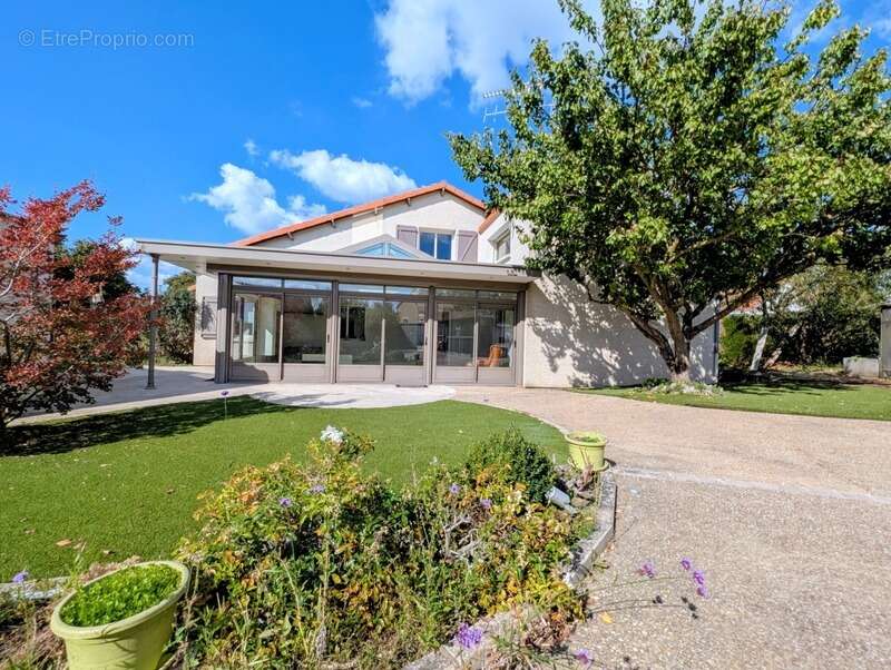 Maison à MAULEVRIER