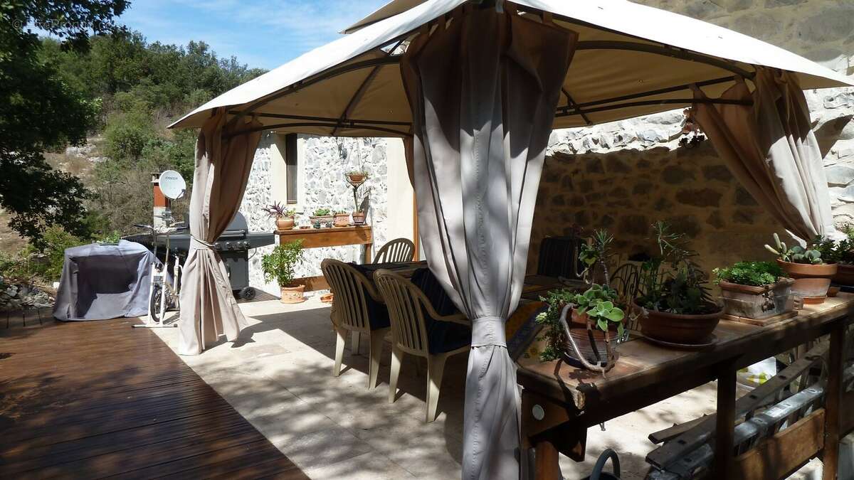 Maison à UZES