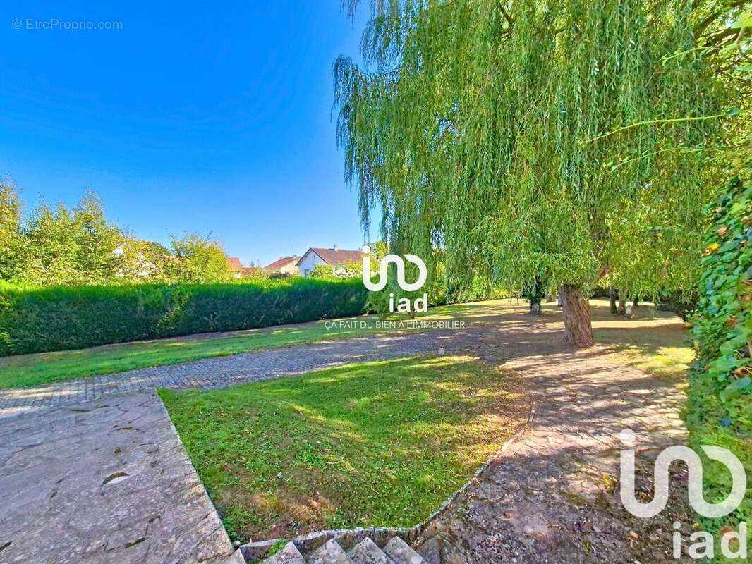 Photo 3 - Maison à SAINT-FARGEAU-PONTHIERRY