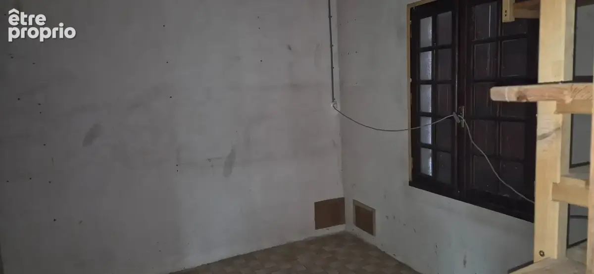 Corps de Ferme de 340 m2, avec plusieurs maisons indépendantes et 200 m2 de dépendances - photo 42