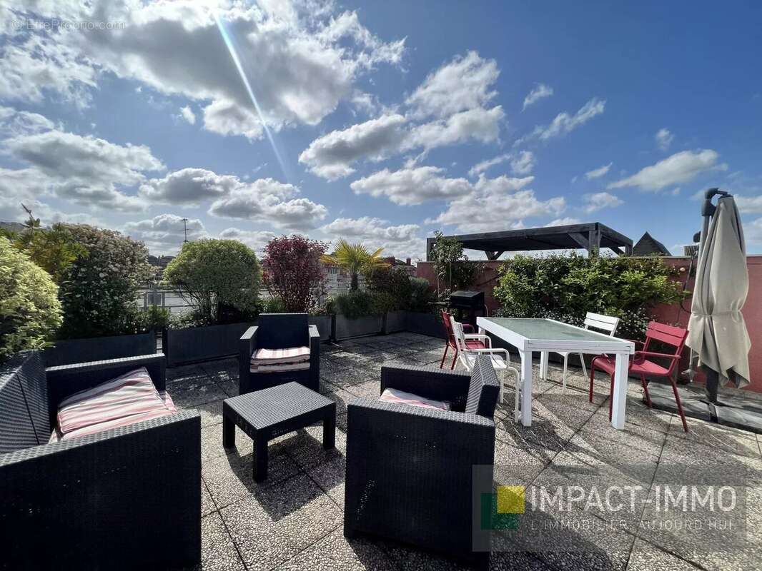 Appartement à SURESNES