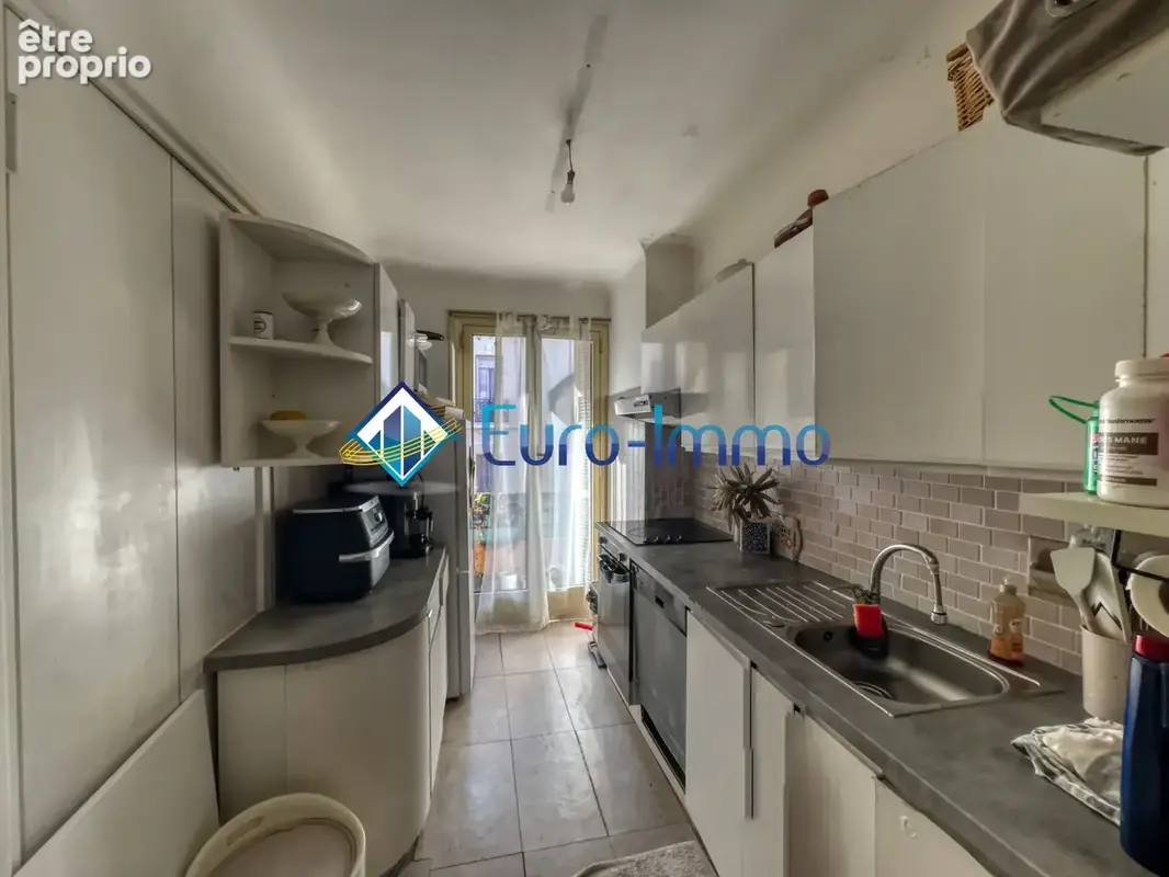 Appartement 4 Pièces - 70m2 - Garage Fermé - Cave - Limitrophe Monaco - photo 5