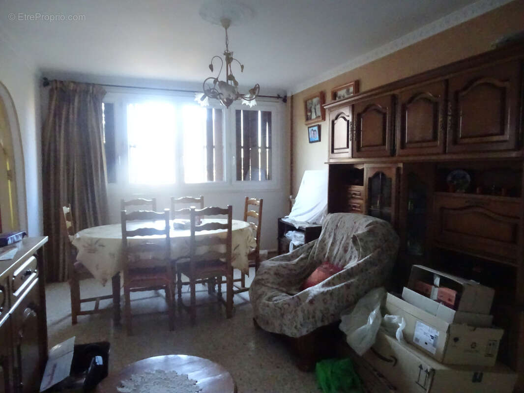 Appartement à MARSEILLE-15E