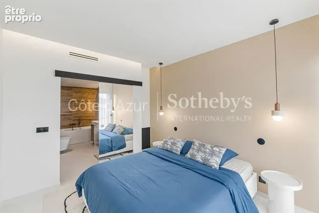 Antibes, appartement de 79 m² rénové avec exposition sud et terrasse - photo 6