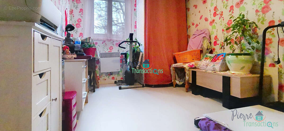 Maison à GRUCHET-LE-VALASSE