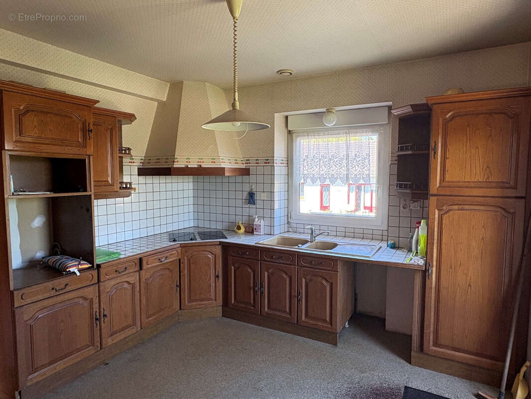 Maison à COUSSAC-BONNEVAL