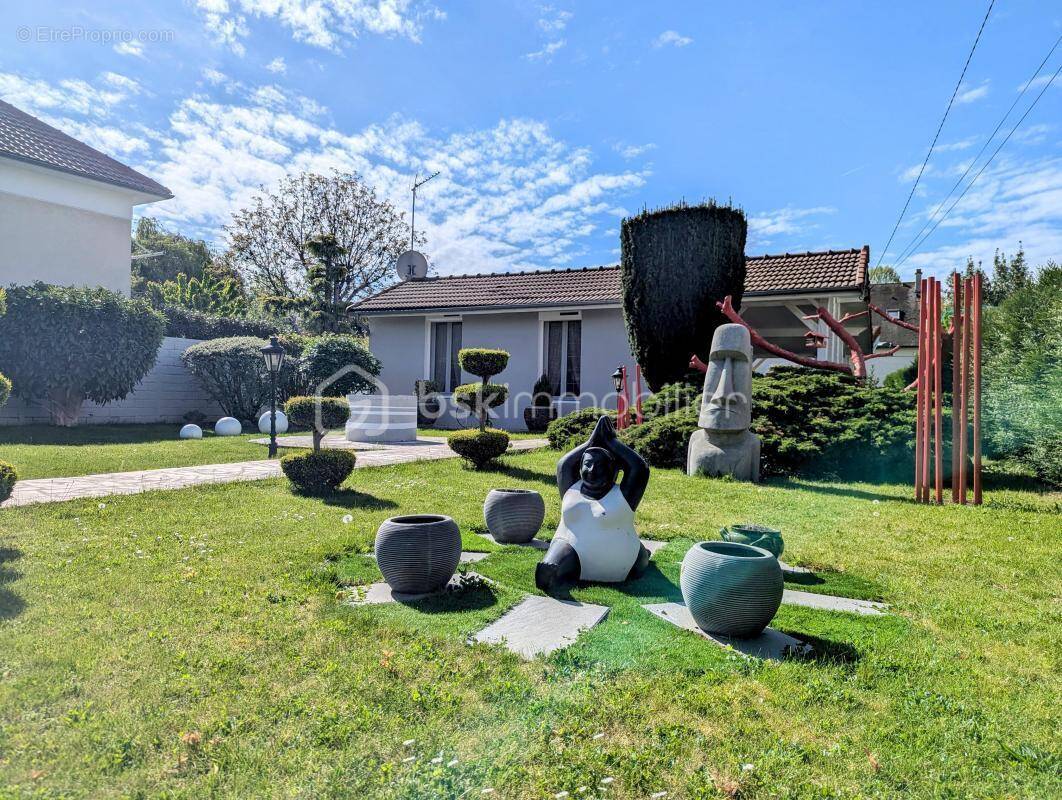 Maison à SUCY-EN-BRIE