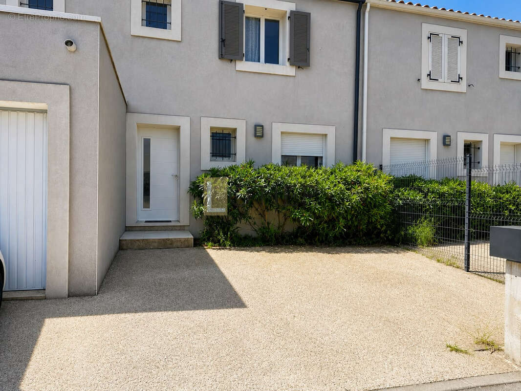 Coup de cœur à Calvisson : Villa T4 de 2016 avec jardin, garage et prestations de qualité - photo 11