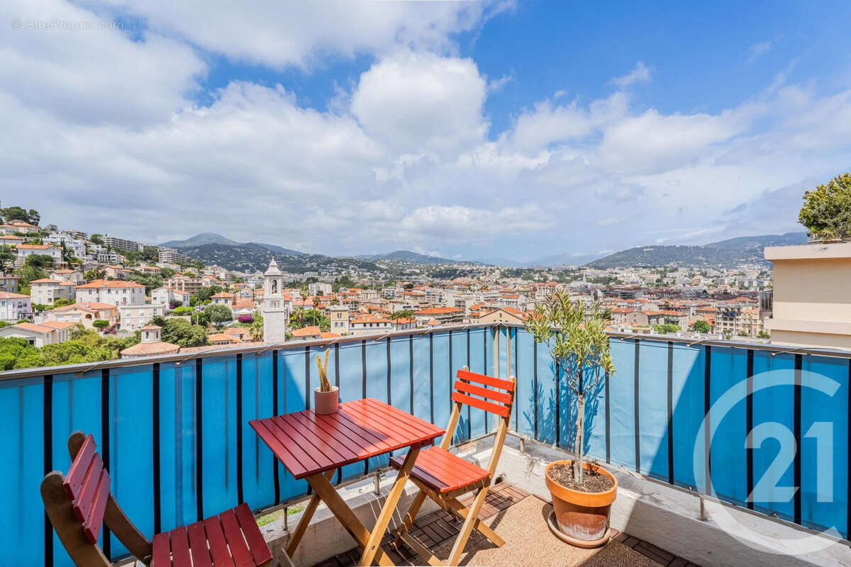 Appartement à NICE