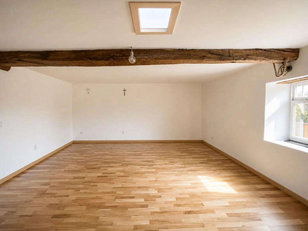 Maison de 5 pièces de 143 m² à La Caillère-Saint-Hilaire - photo 6