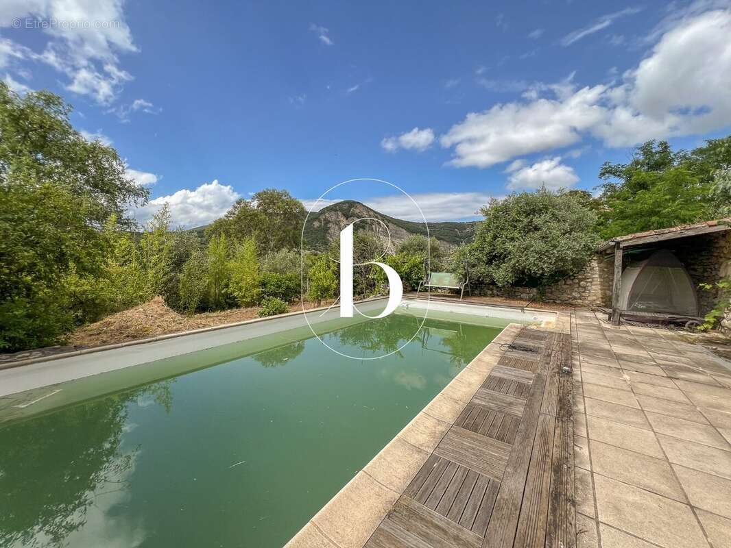 Maison à VALLON-PONT-D'ARC