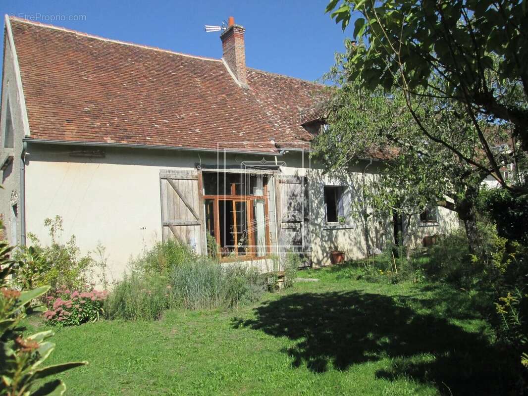 Maison à SELLES-SUR-CHER