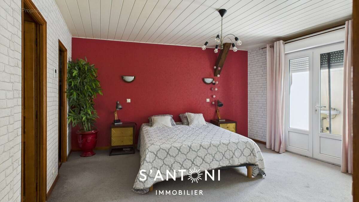 Maison à VILLENEUVE-LES-BEZIERS