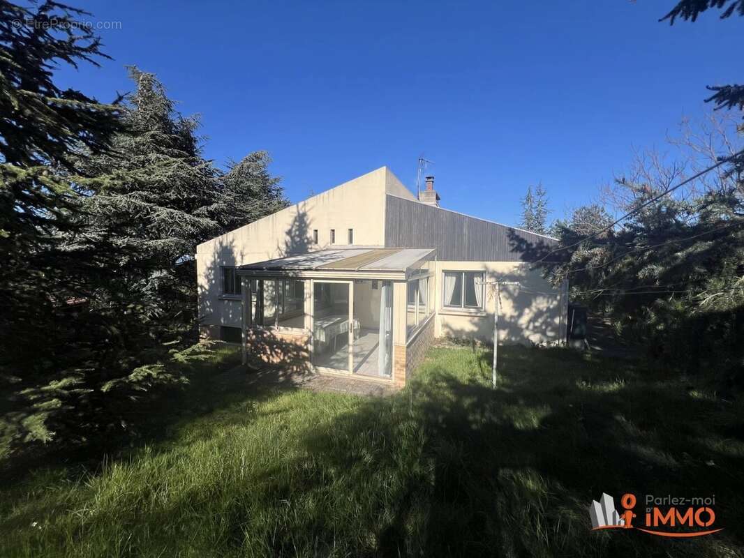 Maison à BOISSET-SAINT-PRIEST