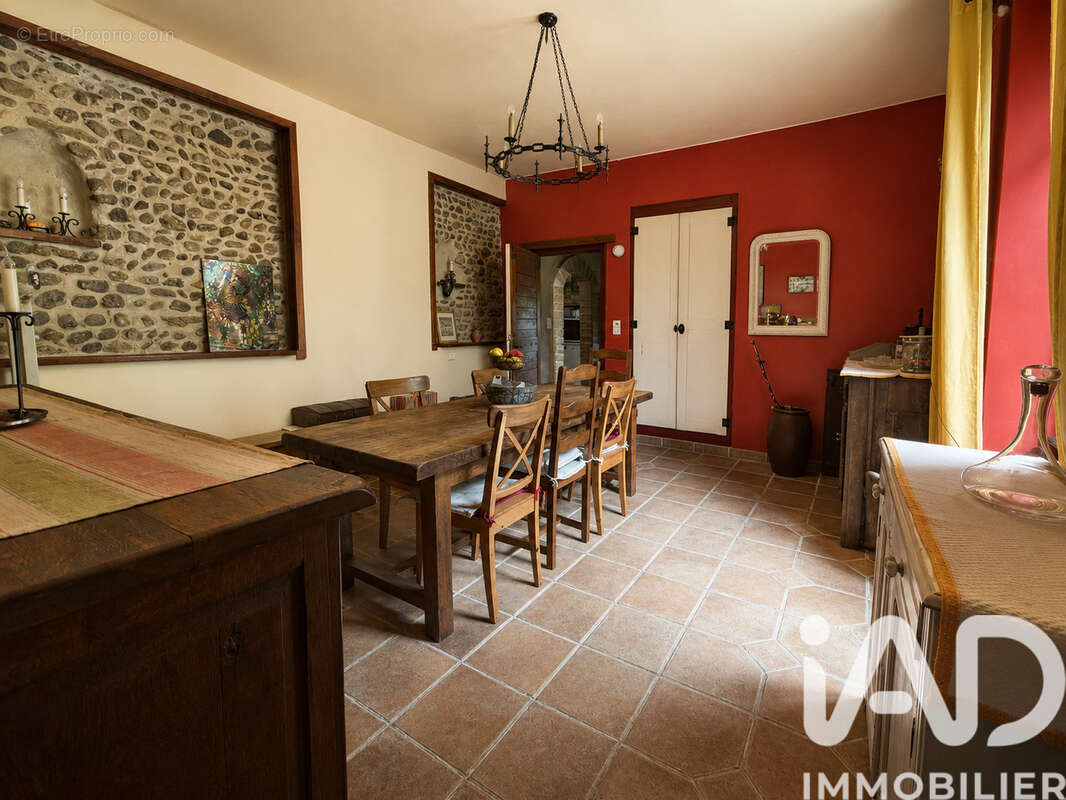 Photo 5 - Maison à SAINT-HILAIRE-DE-BRETHMAS