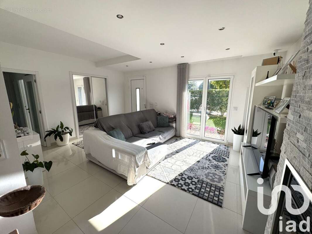 Photo 7 - Maison à PONTAULT-COMBAULT