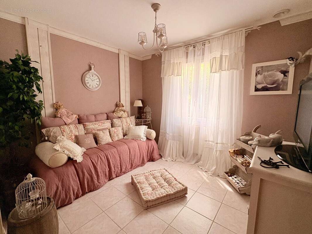 Maison 150 m² à Saran  - photo 6