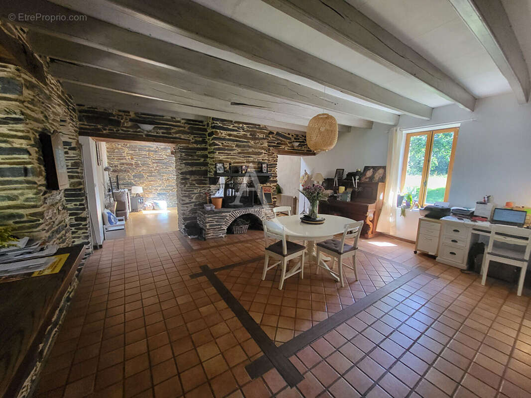 Maison à JANS