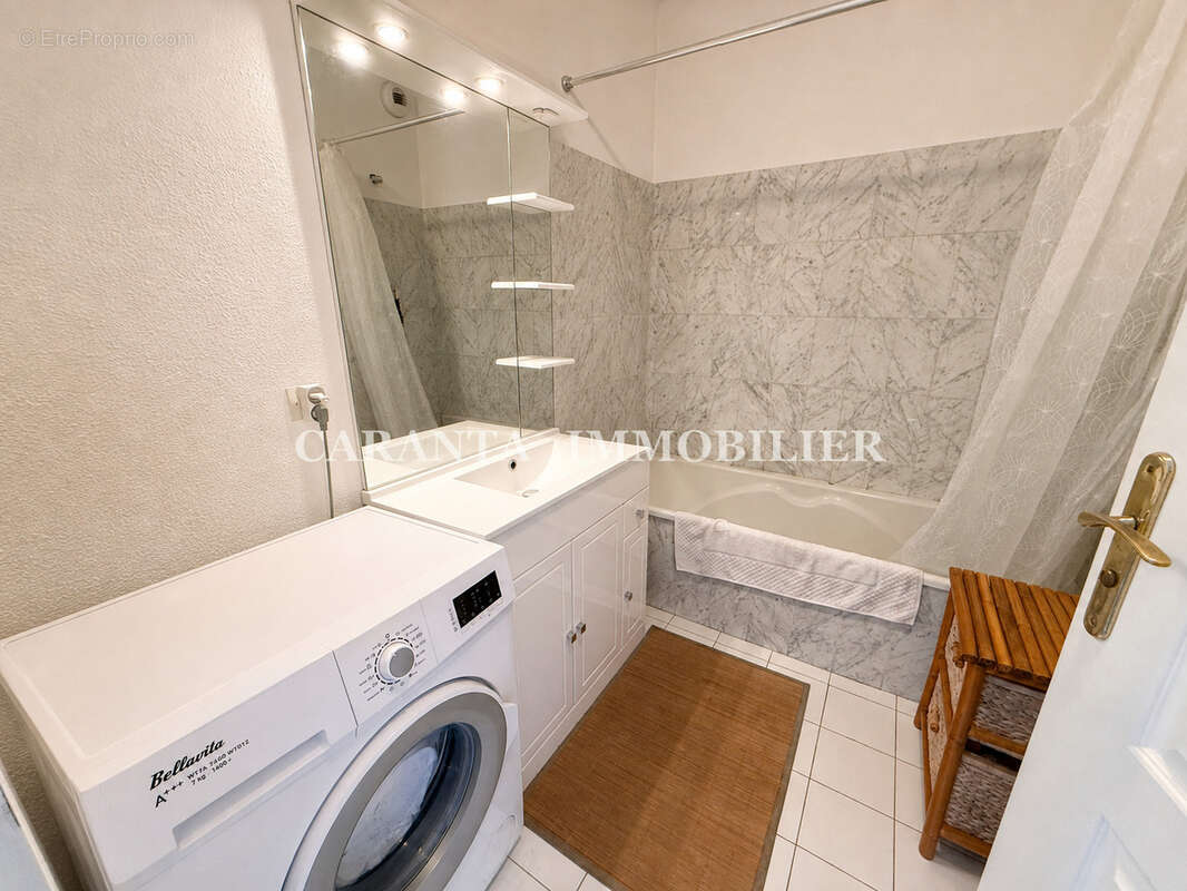 Vente appartement T2 à Ste Maxime avec terrasse, parking et piscine - photo 7
