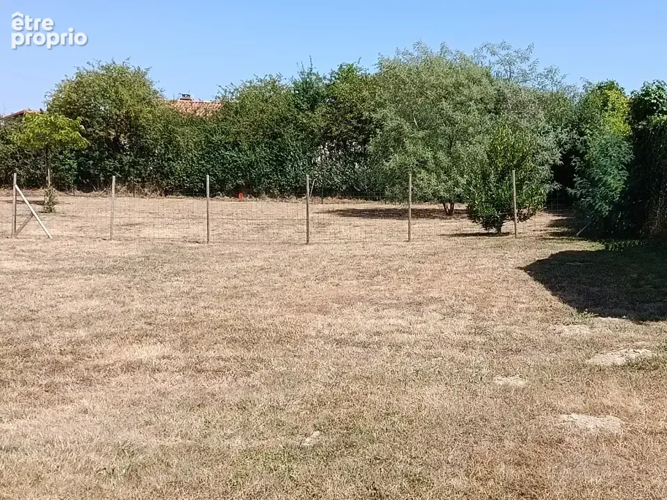 Terrain à LA PLAINE-SUR-MER