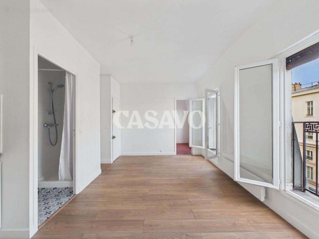 Appartement à PARIS-3E