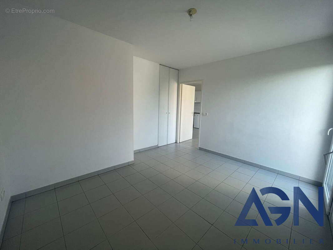 Appartement à JUVIGNAC