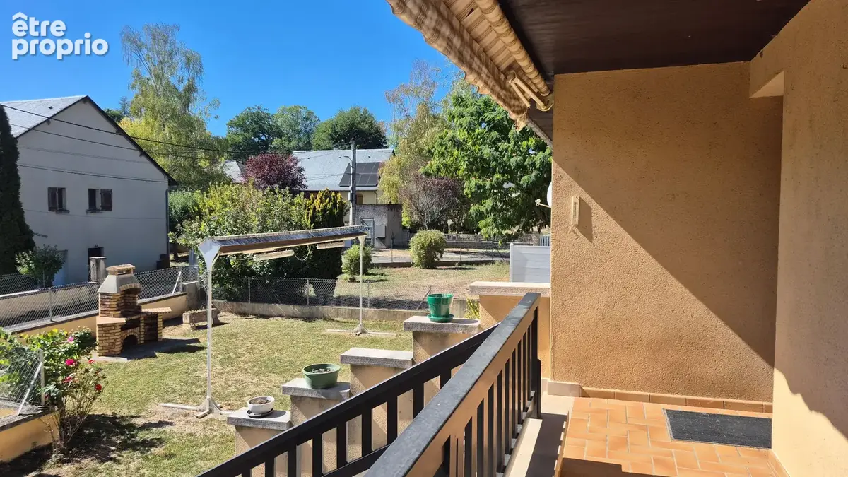 Photo Maison à Espalion au prix de 234 000€