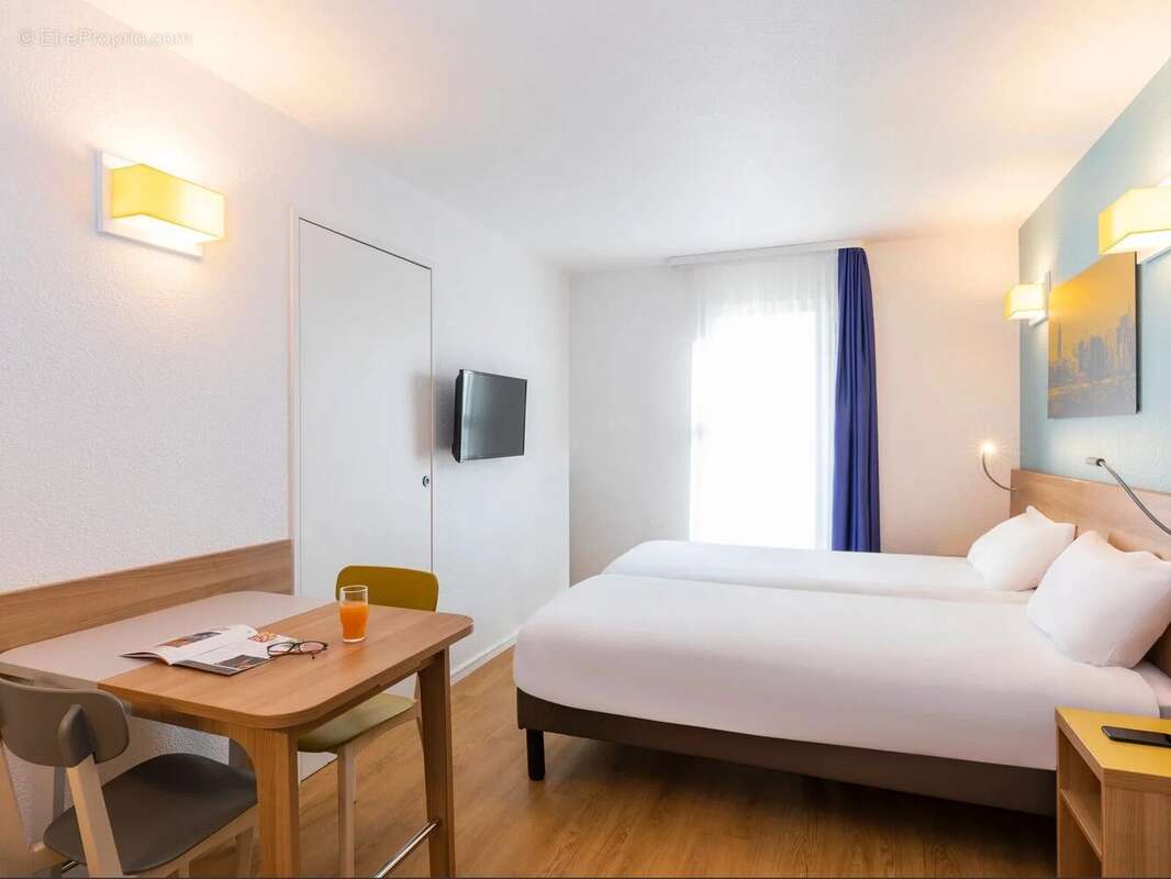 Appartement à COURBEVOIE