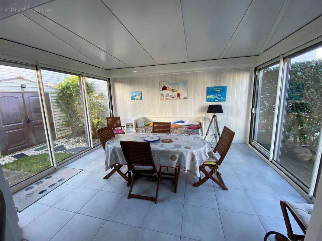 Maison à LES MATHES