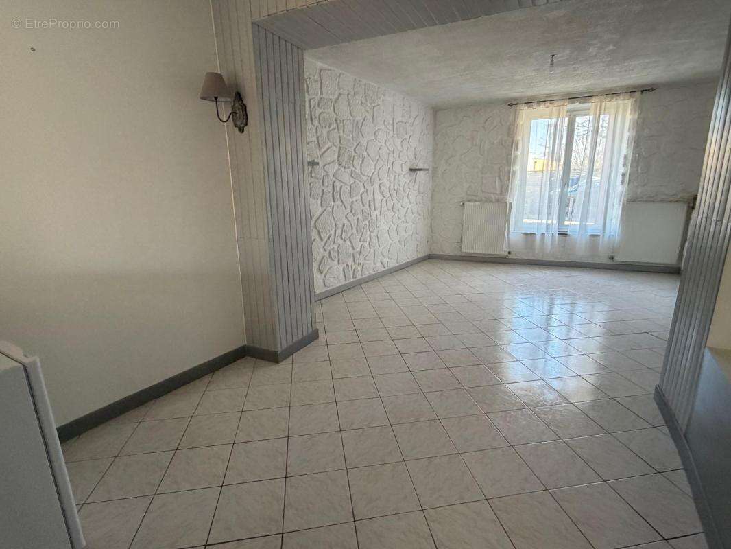 Maison de bourg avec 3 Chambres + Jardin - photo 4