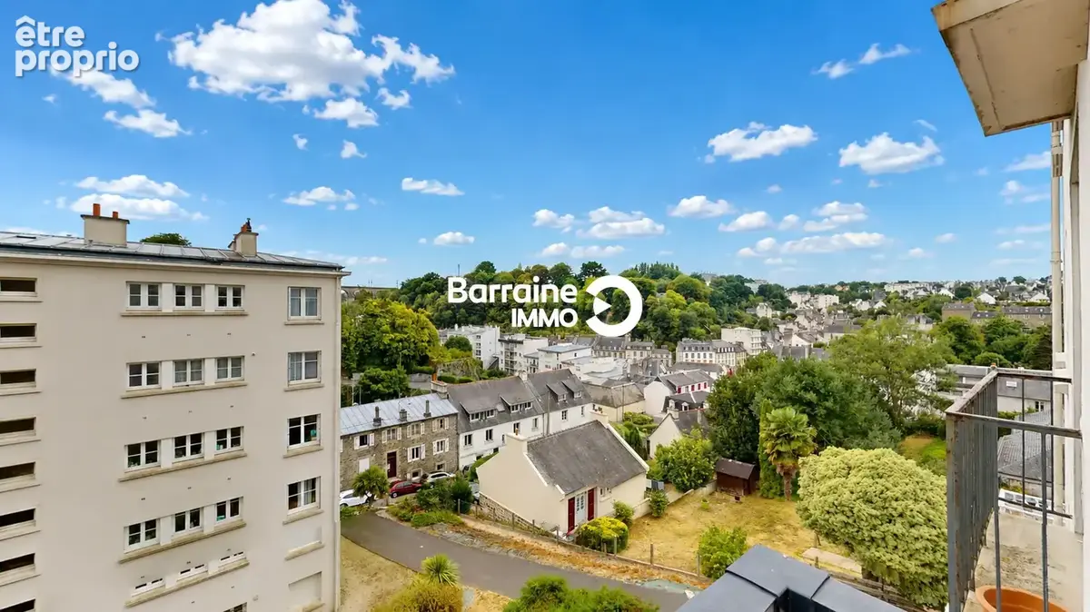 Appartement 4 pièces à vendre à Morlaix - 67.59 m², bon état, proche commodités - photo 4
