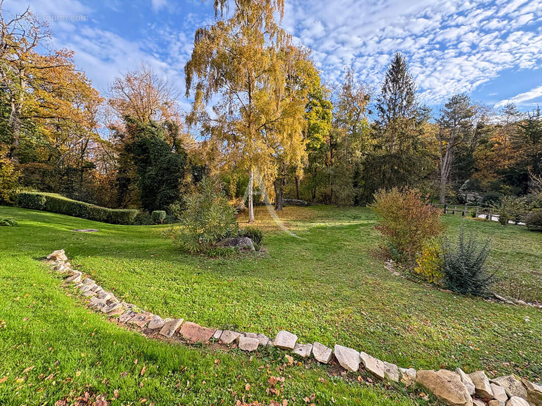 Maison à JANVILLE-SUR-JUINE