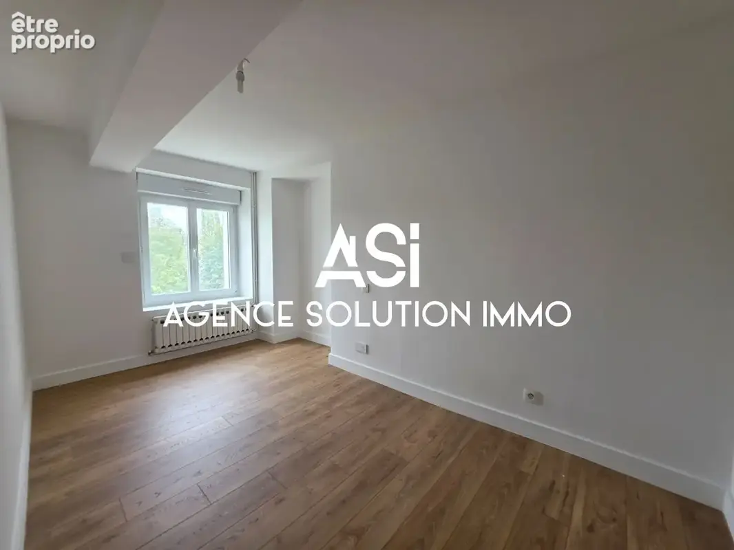 Maison Le Genest Saint Isle 5 pièce(s) 90 m2 - 3 chambres - 2 sde sur 686 m² de terrain. - photo 6
