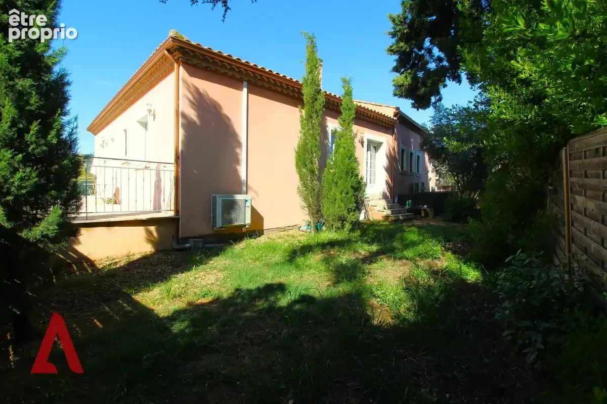 Superbe Villa Méditerranéenne à Magalas  6 Pièces  Piscine  Vue Dégagée  Entrées Séparées & Double Garage  6 Parkings  552 000  - photo 15