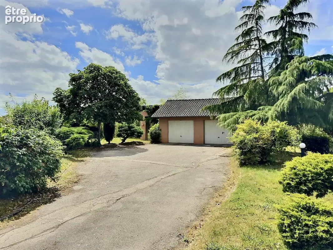 Maison familiale de plain-pied de 175 m2 sur parc arboré de 2500 m2 - photo 17