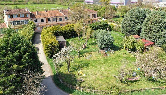 Appartement à QUINCIEUX